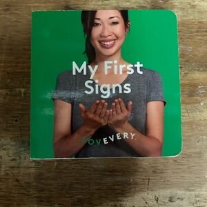 3/$25 Lovevery My First Signs Book